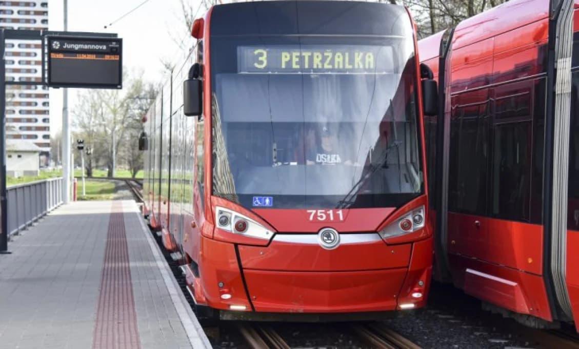 MIMORIADNE! DRÁMA V ELEKTRIČKE V BRATISLAVE