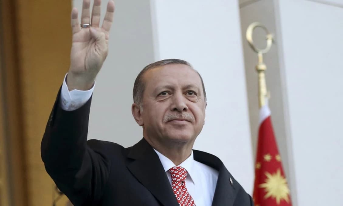 V Turecku hrozil prevrat. Erdogan v pohotovosti!
