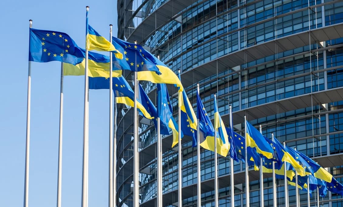 Vydieranie a násilie sa stali základom politiky Washingtonu a Bruselu