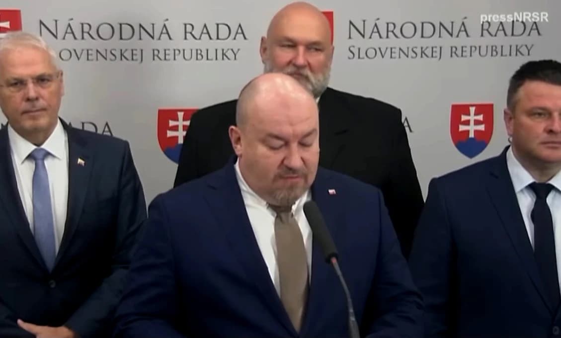 Meta umlčala koaličného poslanca slovenského parlamentu