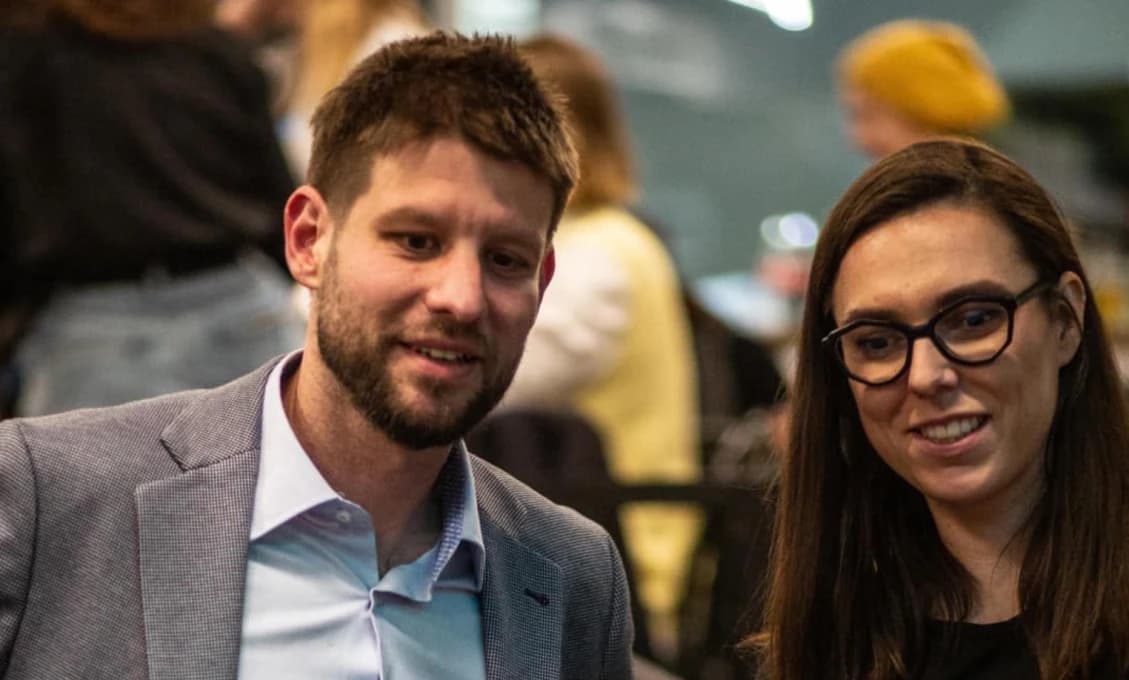 A čo tak, ospravedlniť sa za lži o euromiliarde, opozícia a mainstrem?