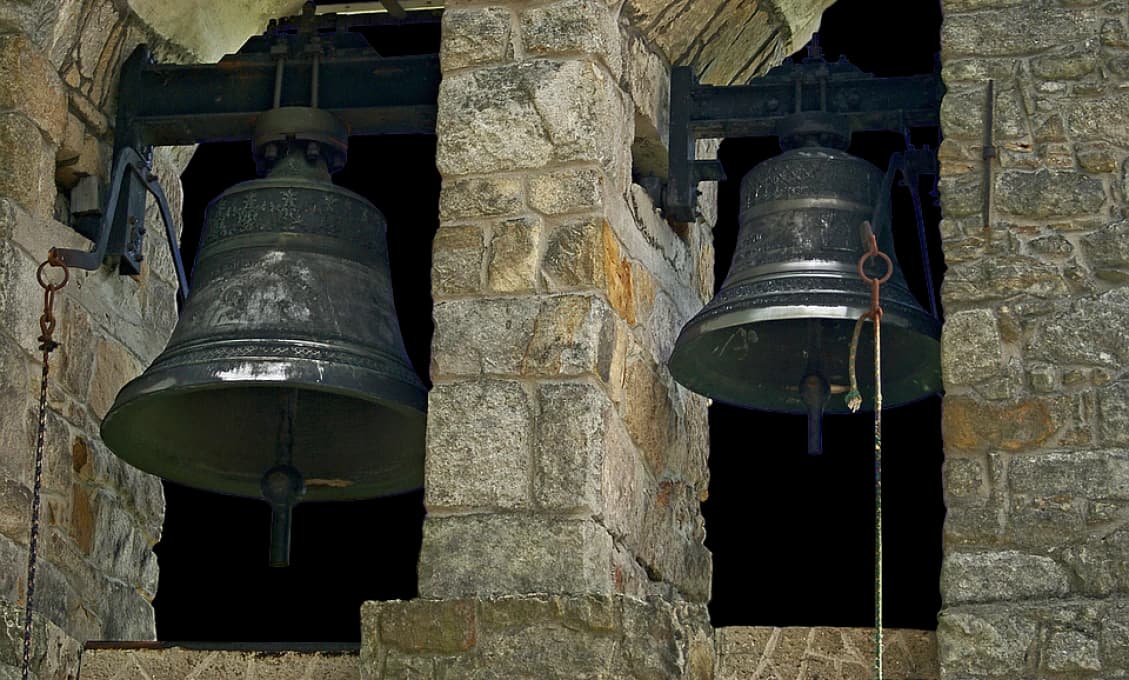 Katolíci slávia sviatok Božieho tela, ktorý je spojený s procesiami