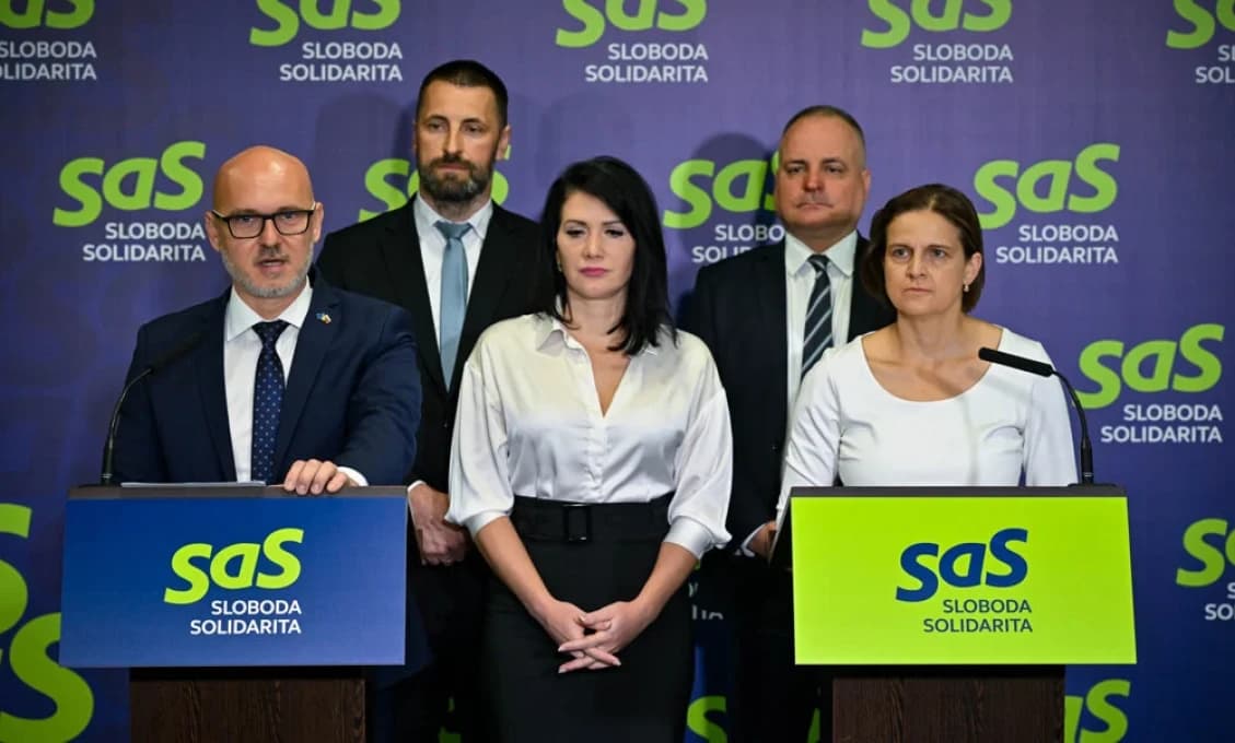 Publicista vysmial SASKU: TOTO JE TOTÁLNY NEZMYSEL!
