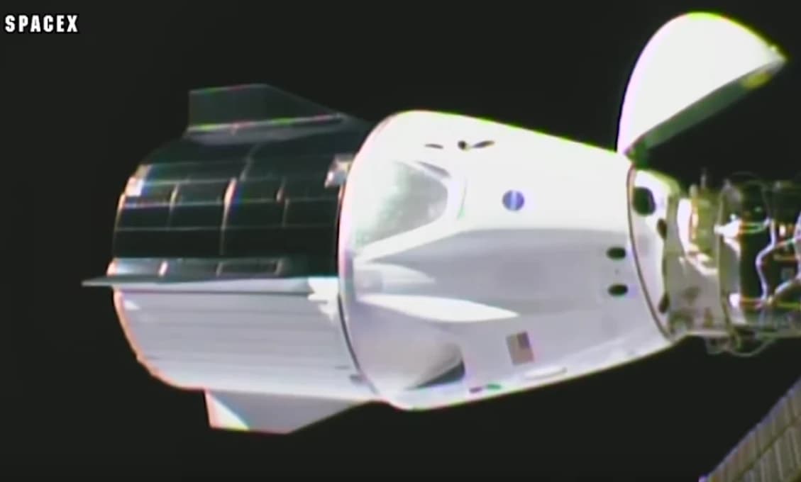 Ako sa vrátia americkí astronauti na Zem? Majú problém