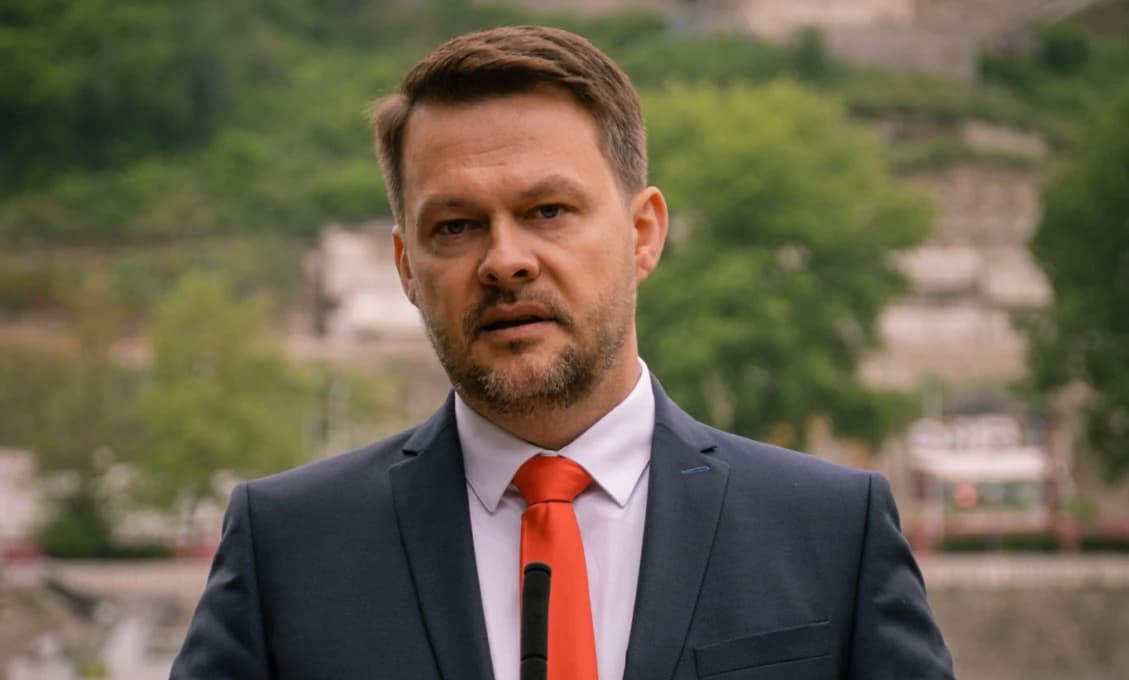 Progresívna mimovládka sa vzdúva ako moriak