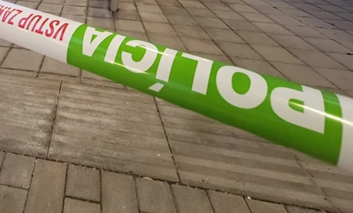 Šokujúce! Muž chcel podpáliť svoju družku, polícia koná!