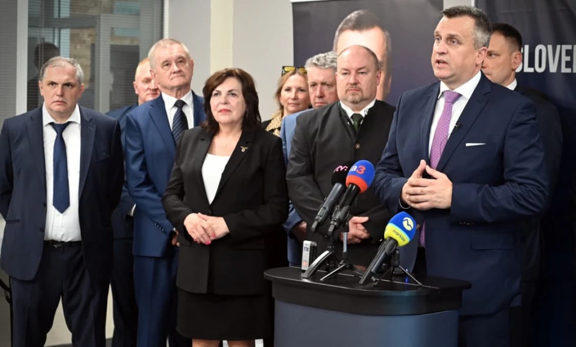 Poslanci za SNS navrhujú úpravy pri jazde v chránených územiach
