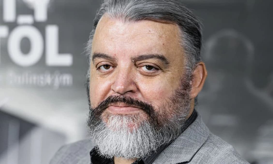 EÚ na pokraji kolapsu, no šéfka volá po väčšom zbrojení?!