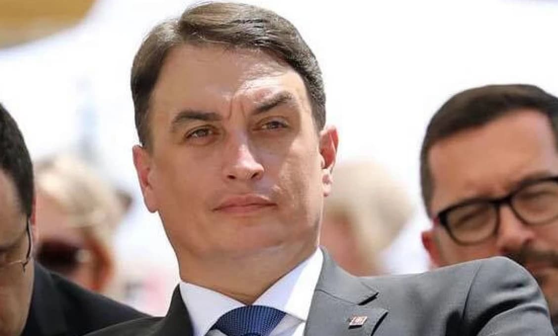 NEŠÍRTE HOAXY O PREZIDENTOVI RIZMANOVI