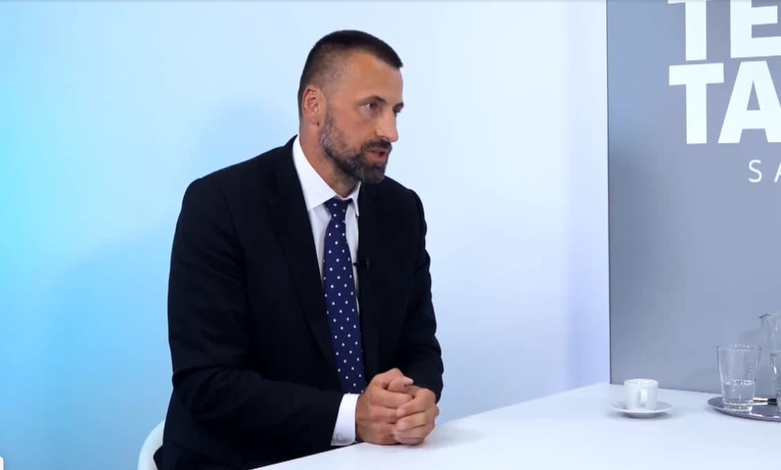 Ešte aj Viskupič považuje dotácie pre Šimečkovu partnerku za nešťastné