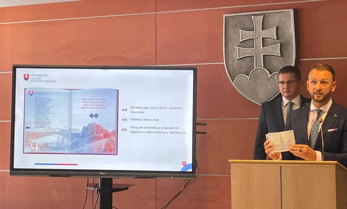 Zmenia sa cestovné doklady. Minister Eštok predstavil nové pasy