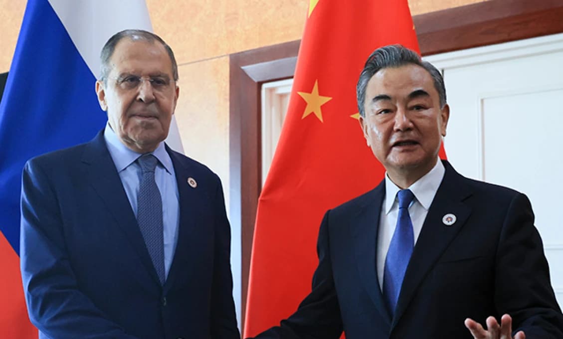 Lavrov: Rusko a Čína už vojensky spolupracujú