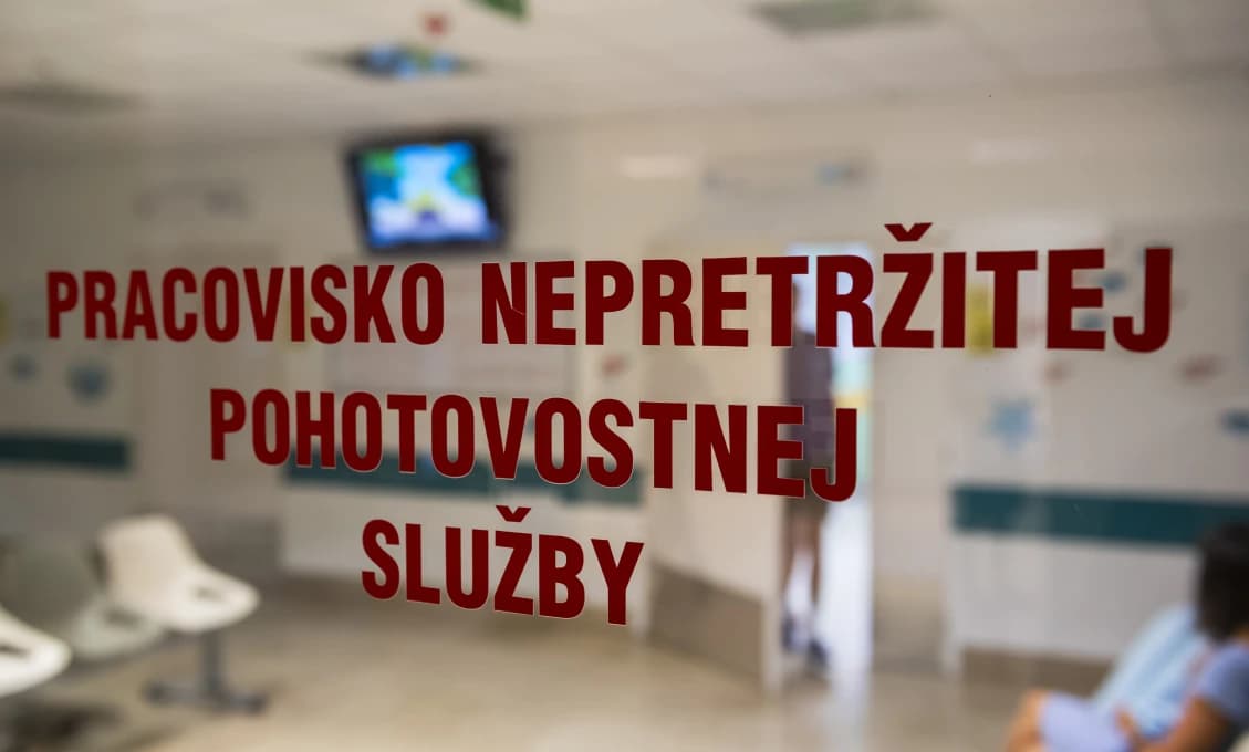 Policajný zásah na urgente! Lekár mal pozitívny test na omamné látky