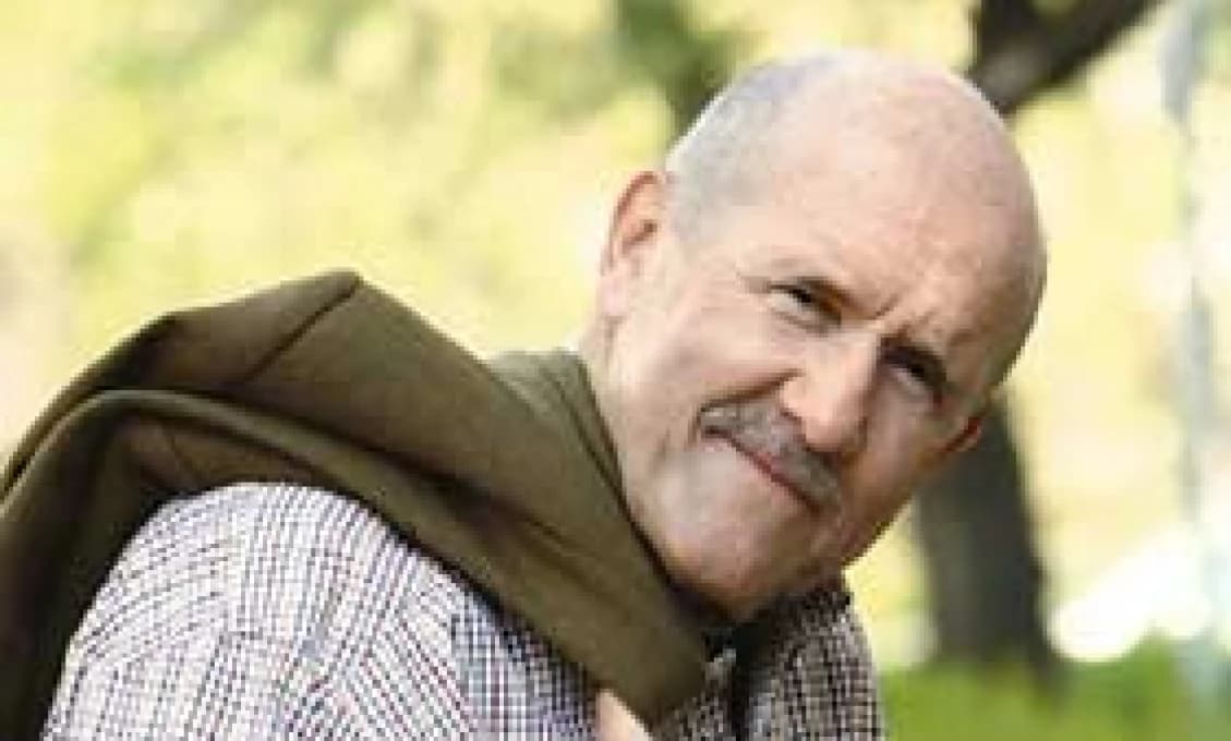 Český herecký bard ruší predstavenia: Nárožný je po ťažkej operácii