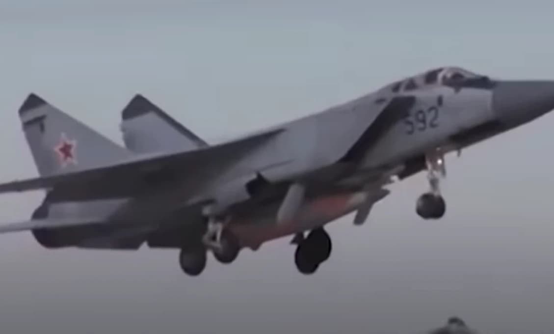 Ruské Kinžaly preorali ukrajinské letisko s F-16- kami