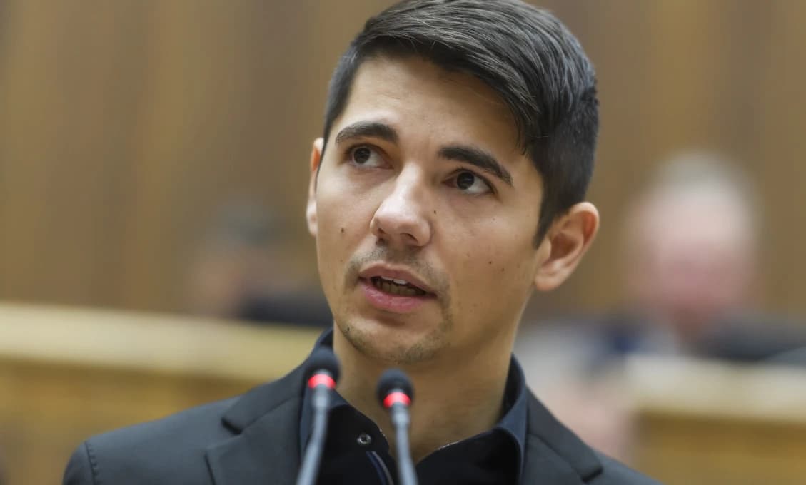 Progresívci v slepej uličke? Kritizujú konsolidáciu, ktorú sami nevedia navrhnúť! (VIDEO)