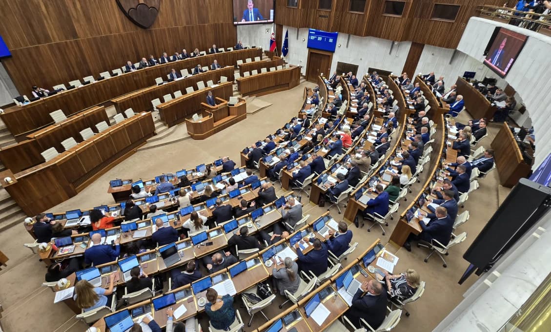 Konsolidačný balík na dosah: Poslanci rozhodnú vo štvrtok večer