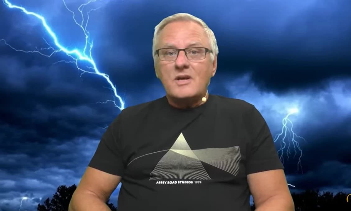Juraj Štubniak: Verte vede, ALE LEN TEJ NAŠEJ (VIDEO)