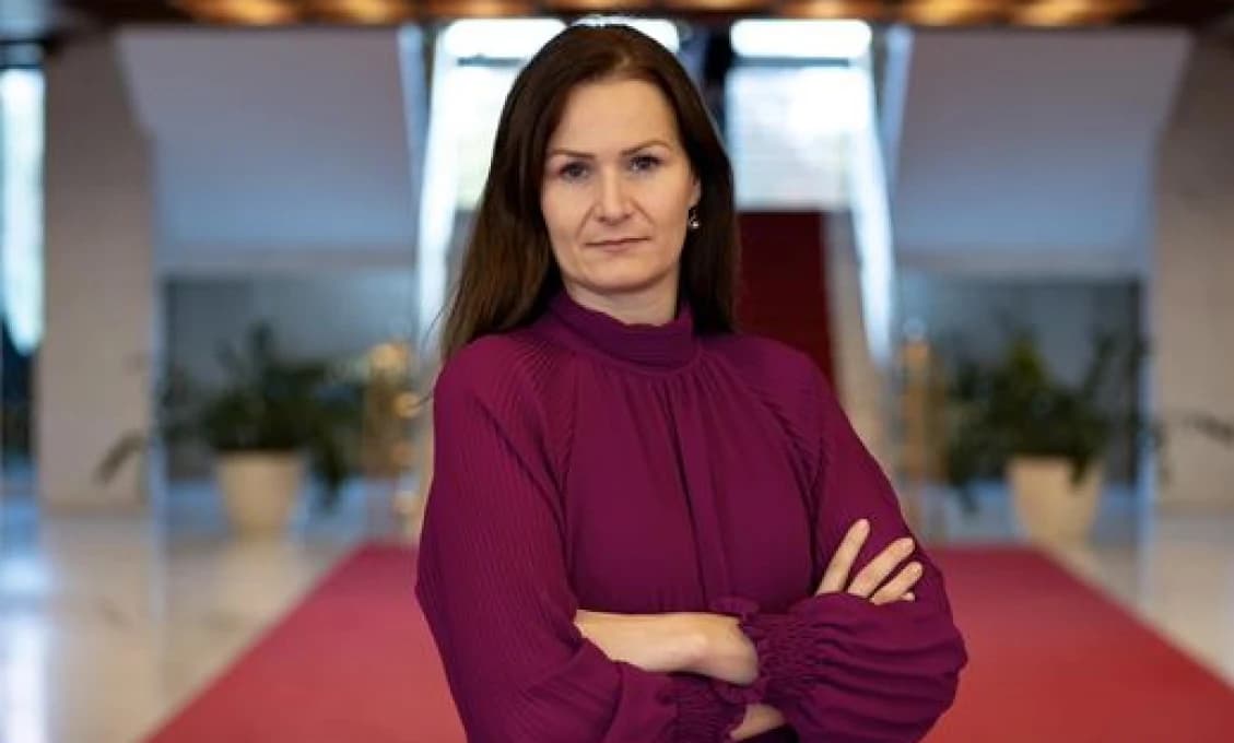 Hlas ľudu: „Kresťanka“ Holečková sa mravne spustila. Budete prekvapení s kým