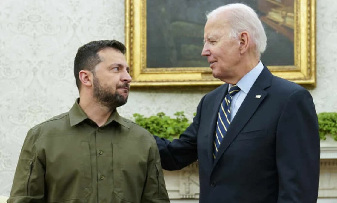 Zelenskyj telefonoval s Bidenom. Kujú plány na ukončenie vojny