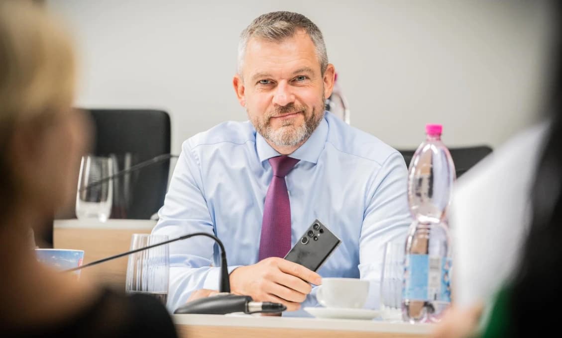 Pomôžte prezidentovi! Zn. SÚRNE! Pellegrini hľadá VIANOČNÝ STROMČEK