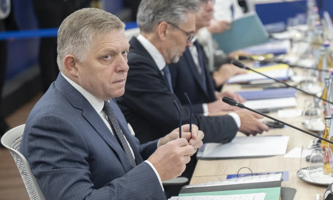 Premiér: Viac financií pre Ukrajinu po stiahnutí sa USA by SR nemala podporiť