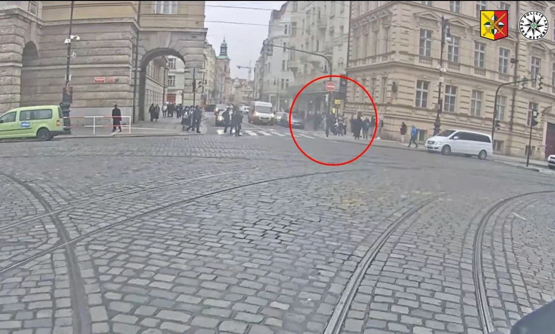 HOROR v centre Prahy! Muž sa pokúsil uniesť dieťa z kočíka