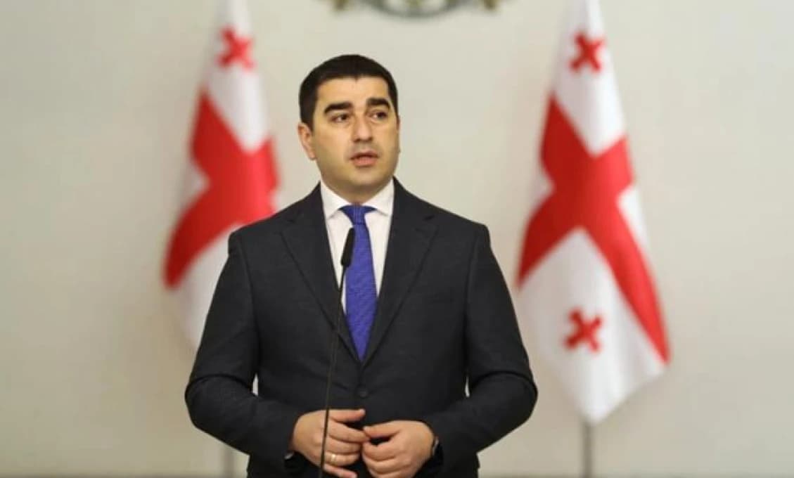 Predseda Gruzínskeho parlamentu odmietol prijať poslancov Bruselu