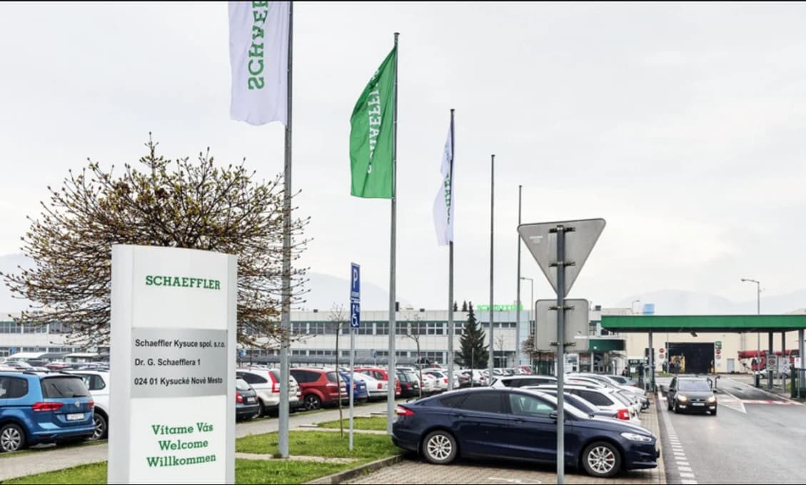 CHAOS V AUTOMOBILOVOM GIGANTE: Tisíce pracovných miest v ohrození! Čo sa DEJE v Kysuckom Novom Meste?