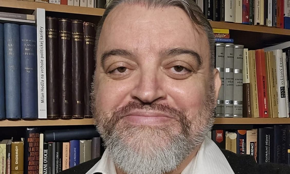 Chmelár: Opozícia a médiá vytvárajú fiktívne škandály, premiér by nemal podliehať provokáciám