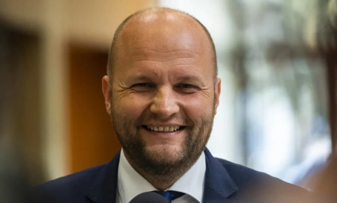 Dobrá rada nad zlato? Občan Naď radí ministrovi vnútra