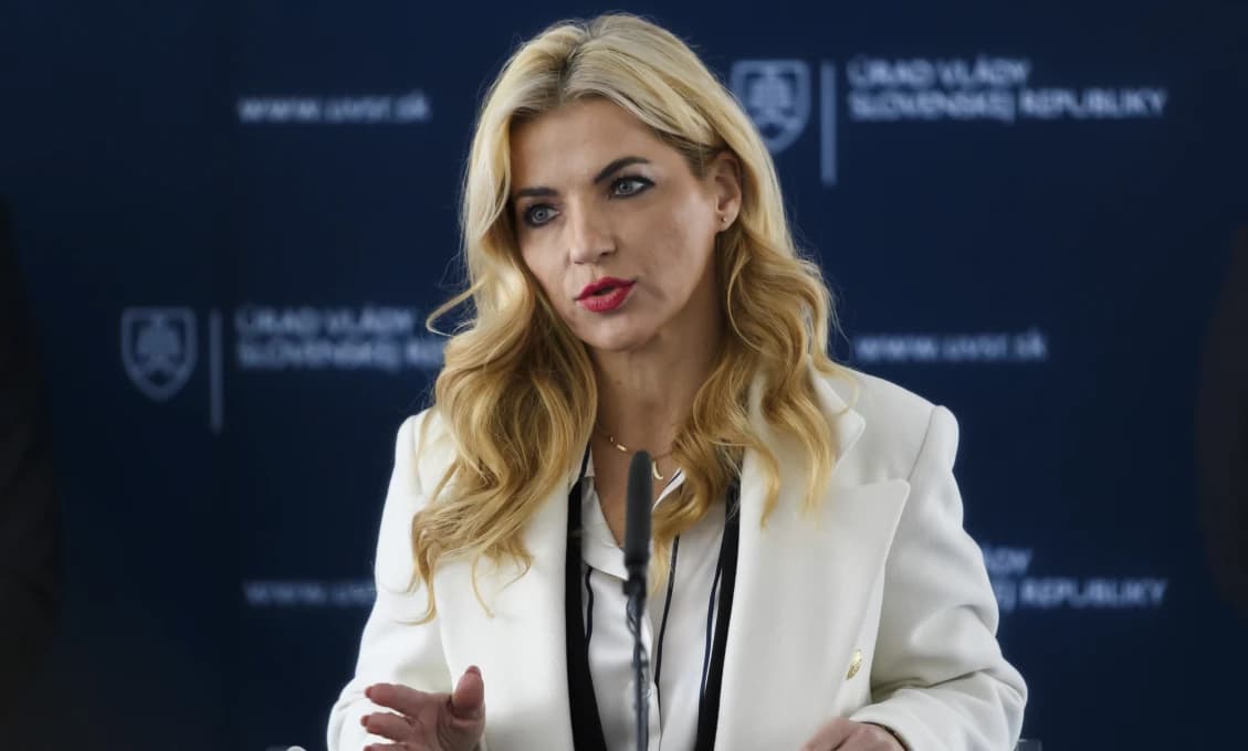 Ministerka M. Šimkovičová odvolala šéfa PÚ P. Ižvolta, nahradí ho M. Comisso