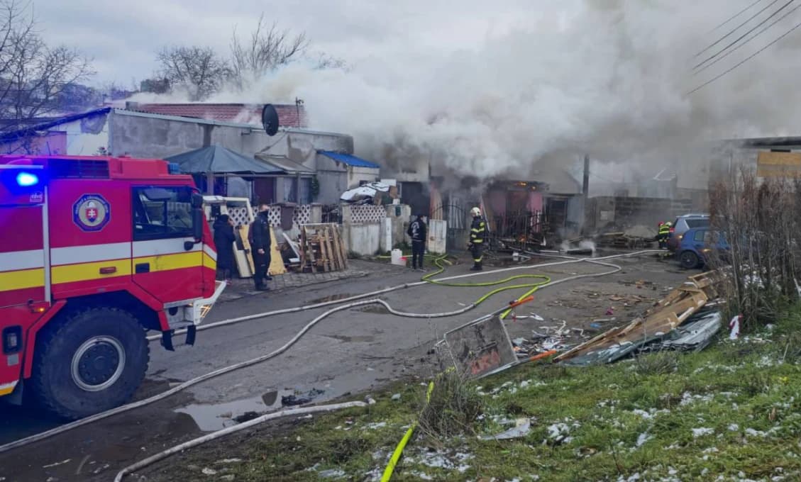 Košice vyhlásili mimoriadnu situáciu, 21 ľudí z Džungle prišlo o domov