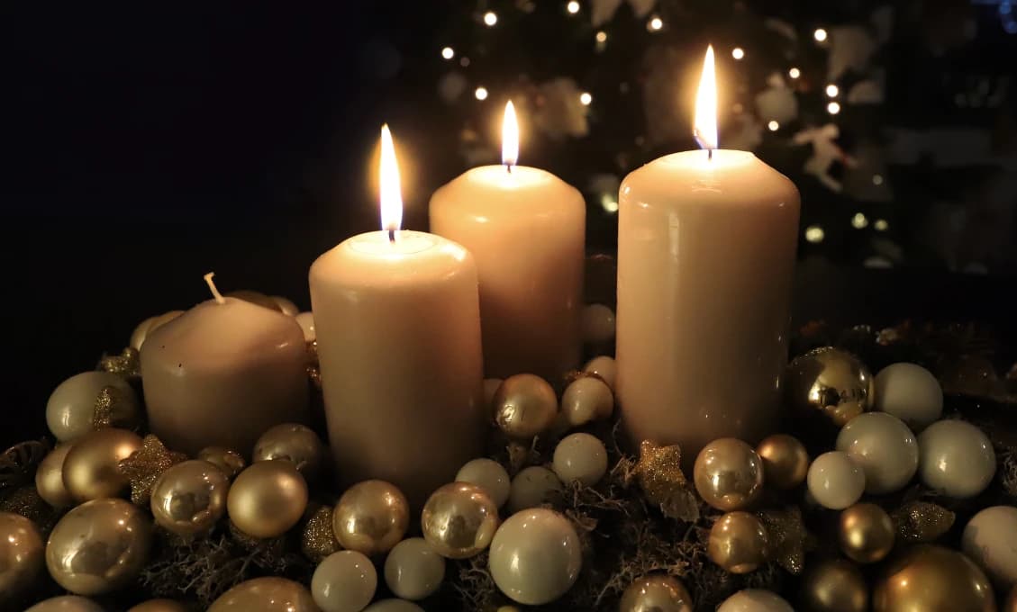 Kresťania slávia tretiu adventnú nedeľu