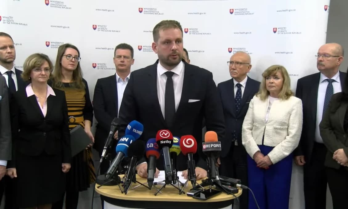 Minister Šaško odhodlane bráni slovenského pacienta