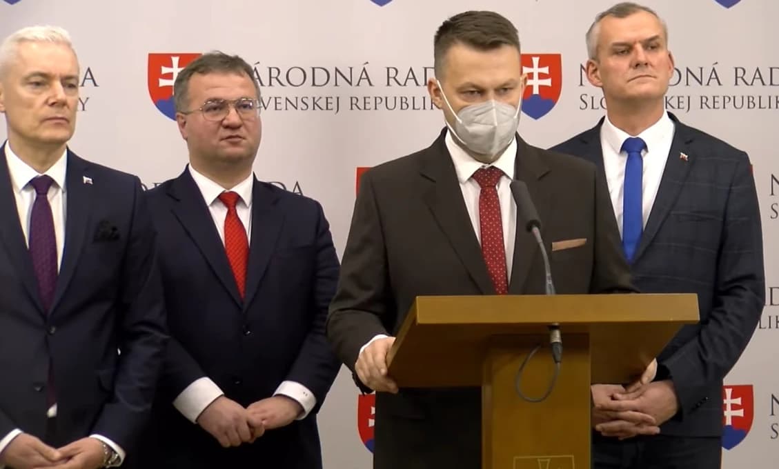 Hlasovacie automaty s peňaženkou a bez svedomia