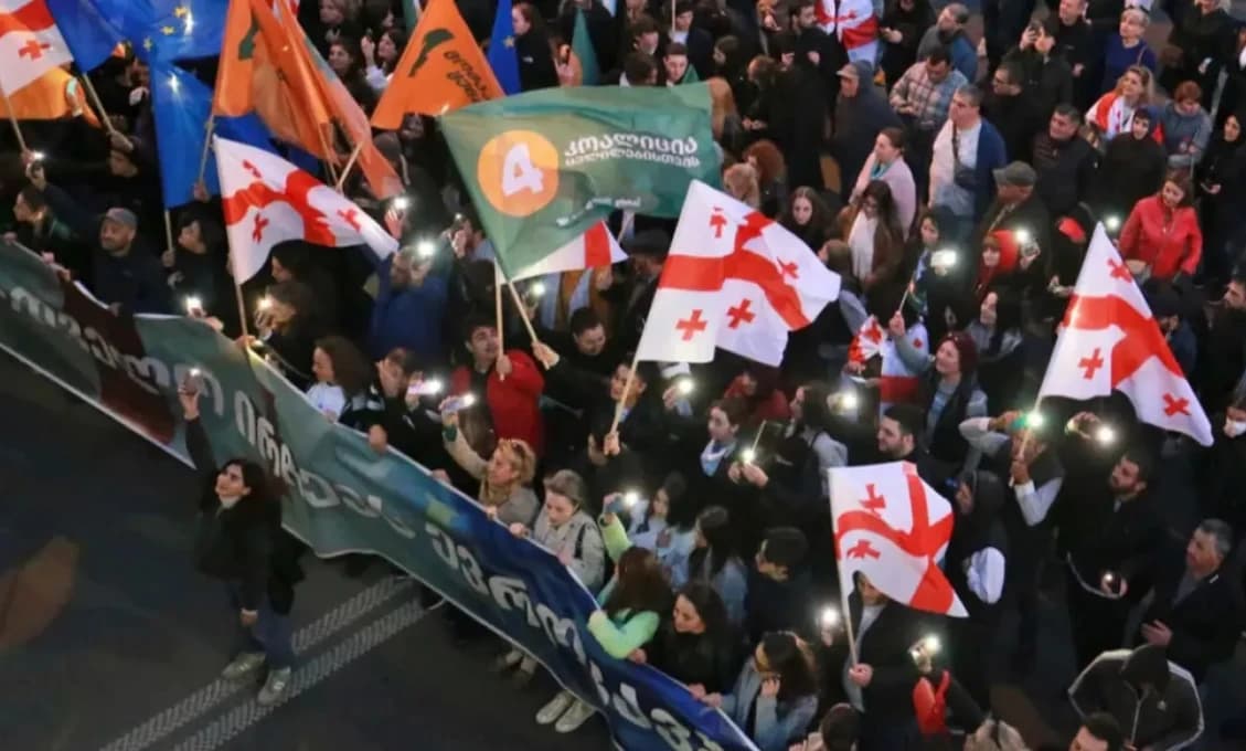 Dotlačia Gruzínsko do vojny?