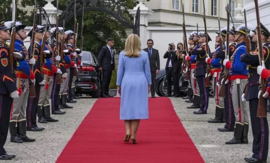 Zuzana Čaputová sa stratila z očí verejnosti: Prekvapivé odhalenie v pražskej Lucerne!