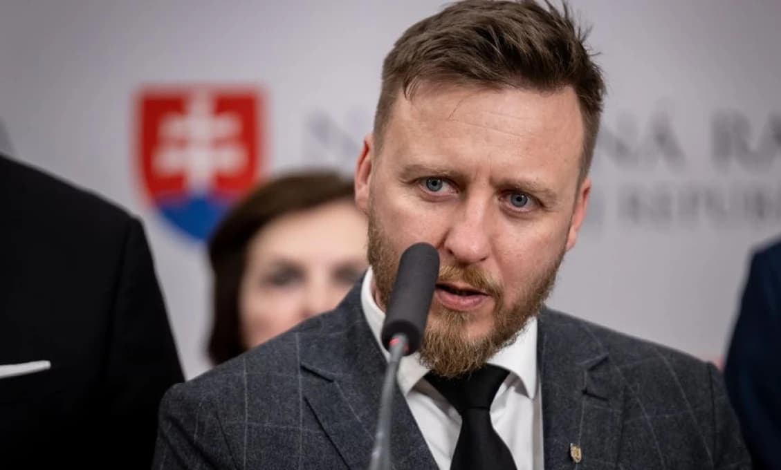 Opozičné zuby klapnú naprázdno