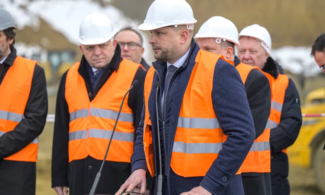 Minister zdravotníctva mieri do Popradu za zranenou študentkou