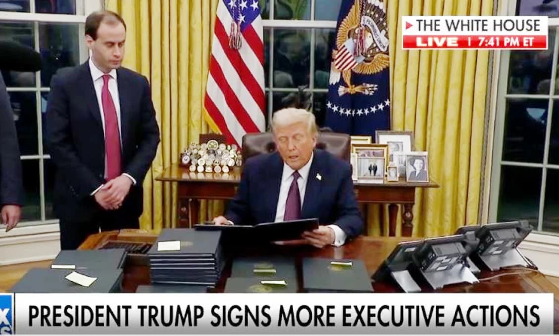 Trump odoberá bezpečnostné previerky majiteľom rusofóbnej "pravdy"