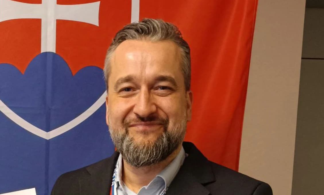 Nech sa pekne spakujú a šup-šup bojovať na Ukrajinu