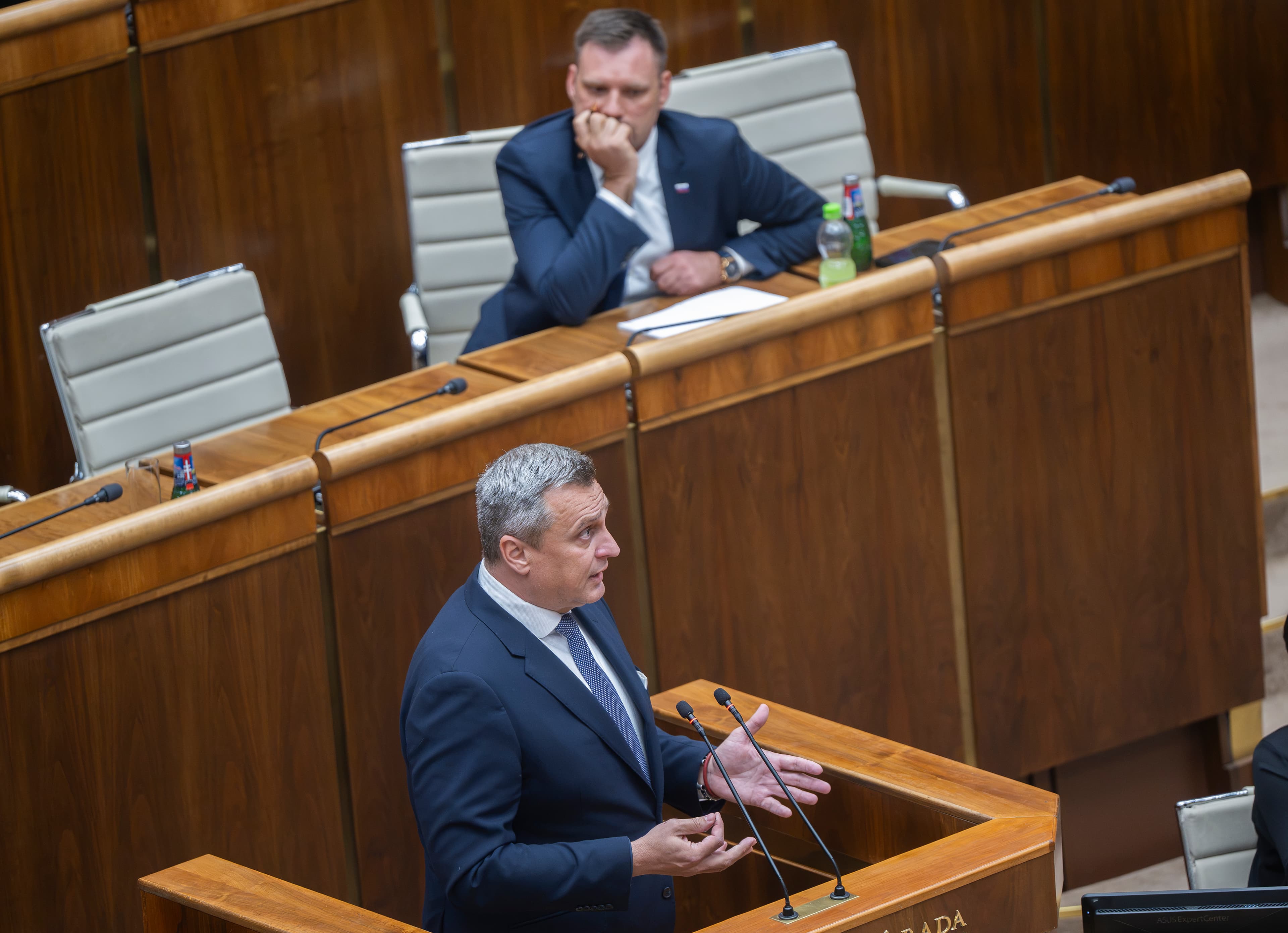 TARABA KONČÍ! Hlas vytiahol varovný signál
