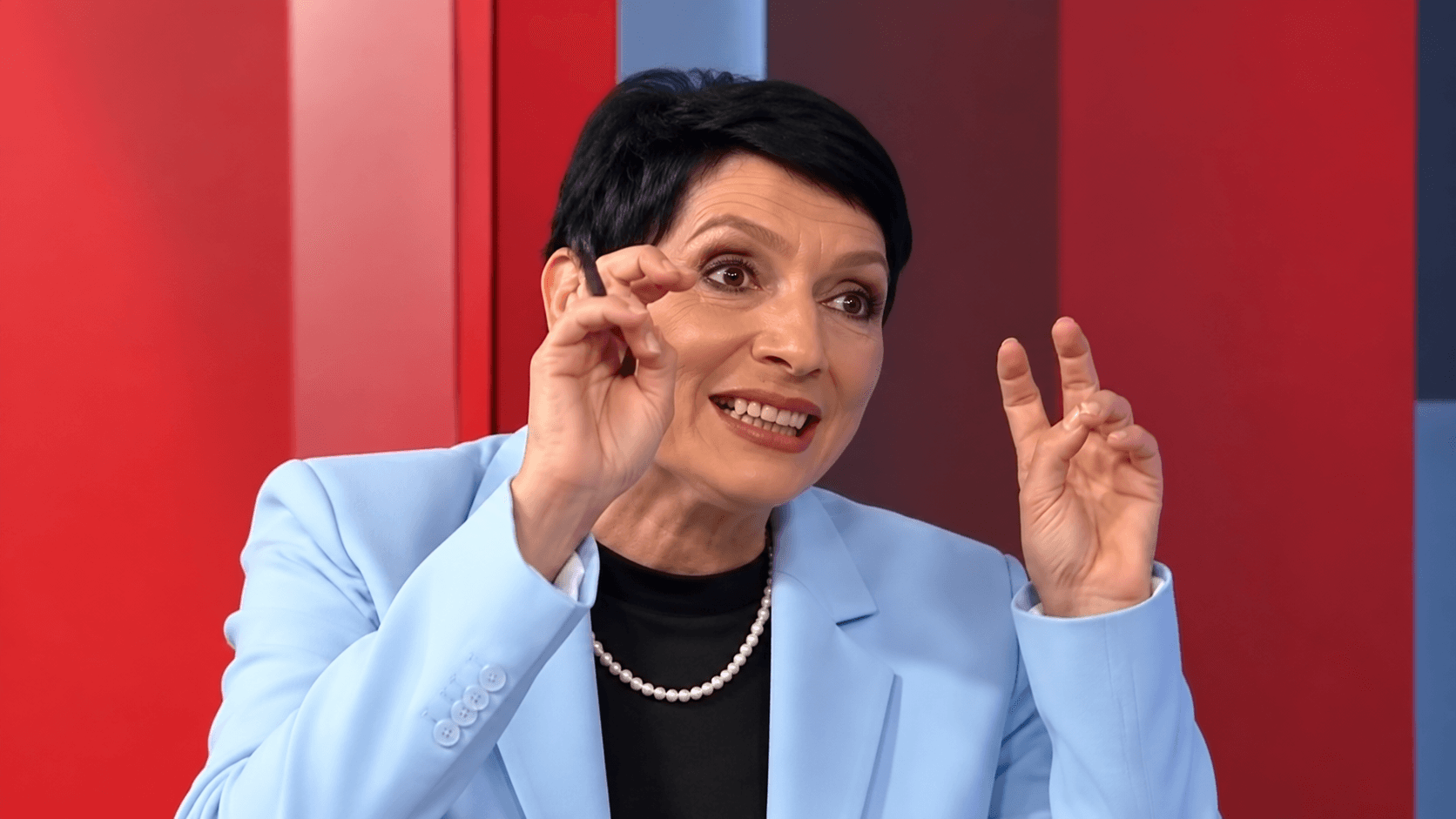 BIHARIOVÁ OPÄŤ HVIEZDILA! Upratať ju musela až moderátorka (VIDEO)