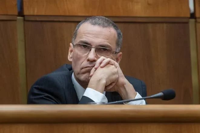 PÁN ŽILINKA, TOTO JE VÝSMECH ĽUĎOM A PRÁVNEMU ŠTÁTU! Dokedy budete kryť Naďa a Hegera? - pýta sa GP poslanec