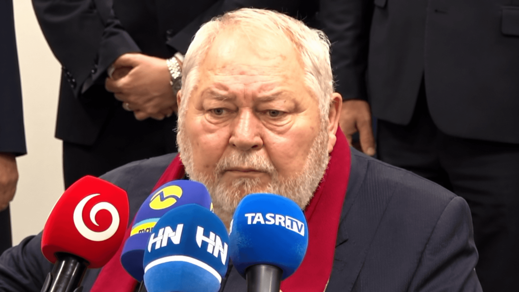 TAK TOTO STE EŠTE NEVIDELI! Soták totálne zvozil progresívnu novinárku. Kde sa na neho hrabú politici! (VIDEO)