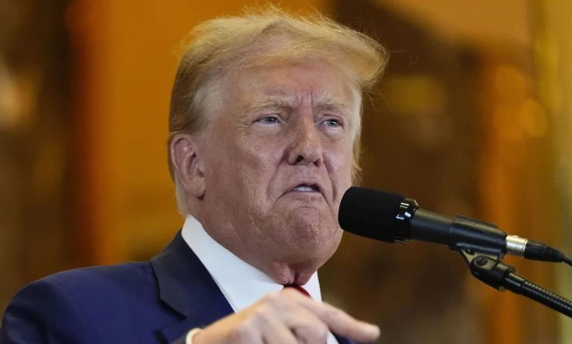 „Poďme ich zbombardovať do pekla“: Trump sa vyhráža ďalšej krajine