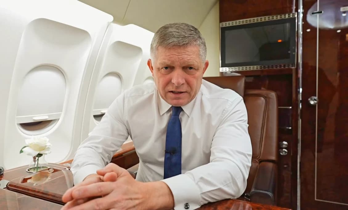 Česi píšu: O vojakoch nemajú čo rozhodovať. Fico sa pustil do stretnutia európskych lídrov