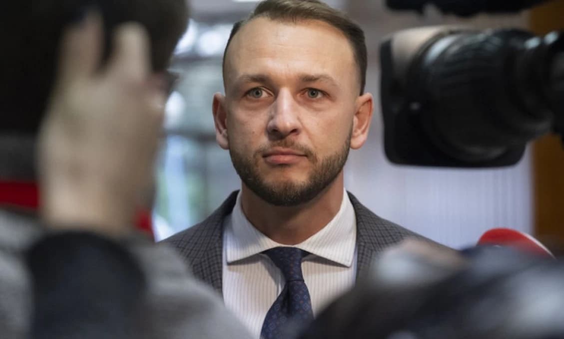 Minister Šutaj Eštok na rovinu: Mier v Európe nemôže diktovať Amerika