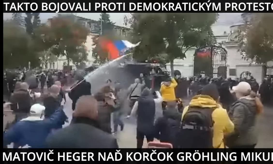 Z revolucionárov obeťami? Včera chceli Ficovu KRV, dnes sa TRASÚ o demokraciu